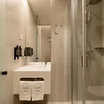 فندق Livo Boutique Living *